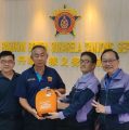 Japanese company carries out social responsibility activities and donates AED to the Tanjong Sepat Volunteer Fire Station