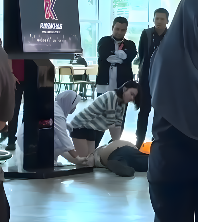 AED Saves Life at Kuching International Airport: A Real-Life Rescue with AED